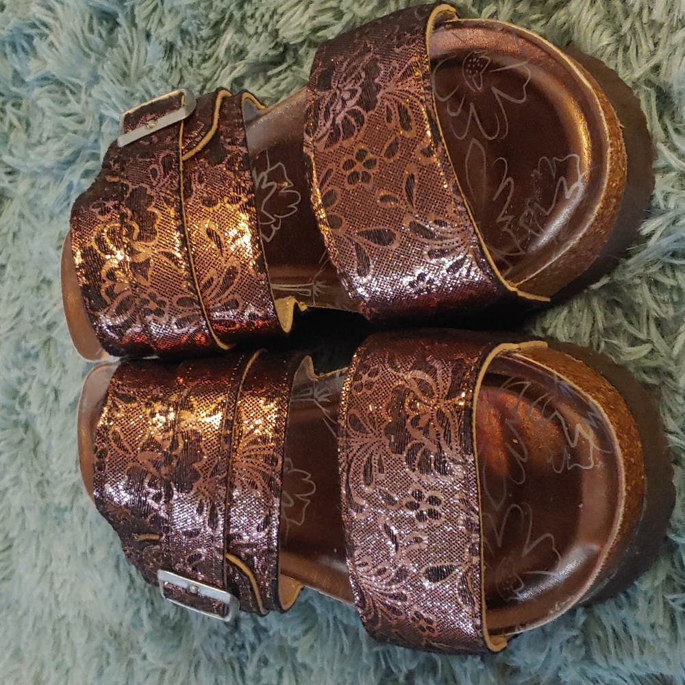 Muk Luks platform sz 9